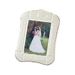 Belleek China Claddagh Frame WBB2418