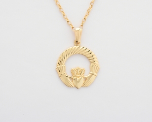 14k Gold Claddagh Pendant WBFP104
