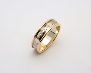 Ladies 14k Gold Two Tone White Gold Centre with Yellow Gold Trim Corrib Claddagh Wedding Band WBFR158
